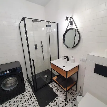 Business & Parking Sienkiewicza Apartman Leszno